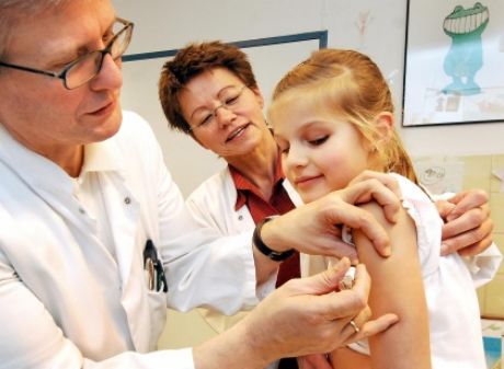 Jugendliche sind trotz Impfung anfällig für Hepatitis-B-Infektionen